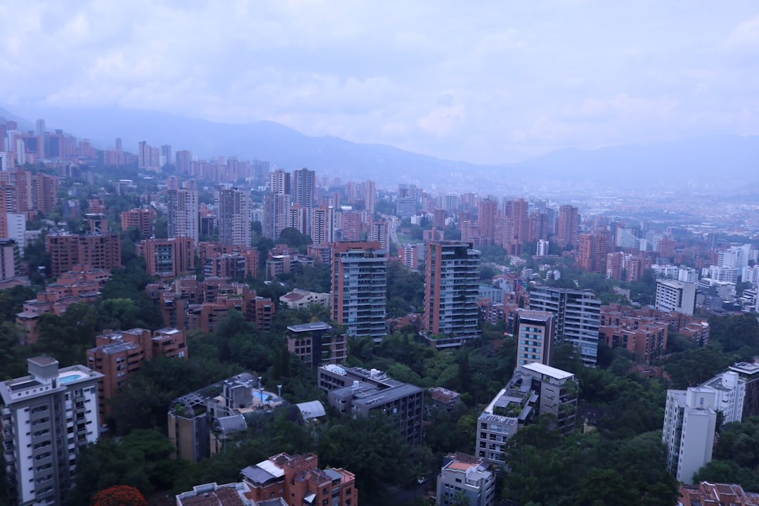 Medellín · cidade da eterna primavera