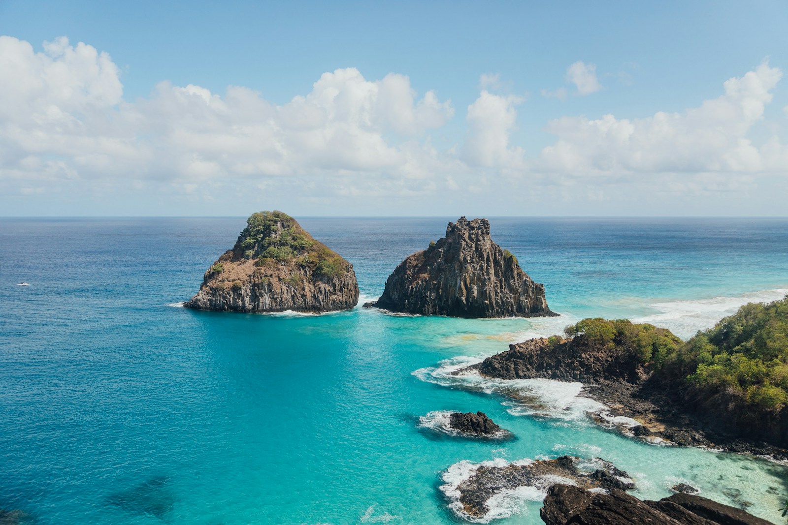 Morro Dois Irmãos, Fernando de Noronha